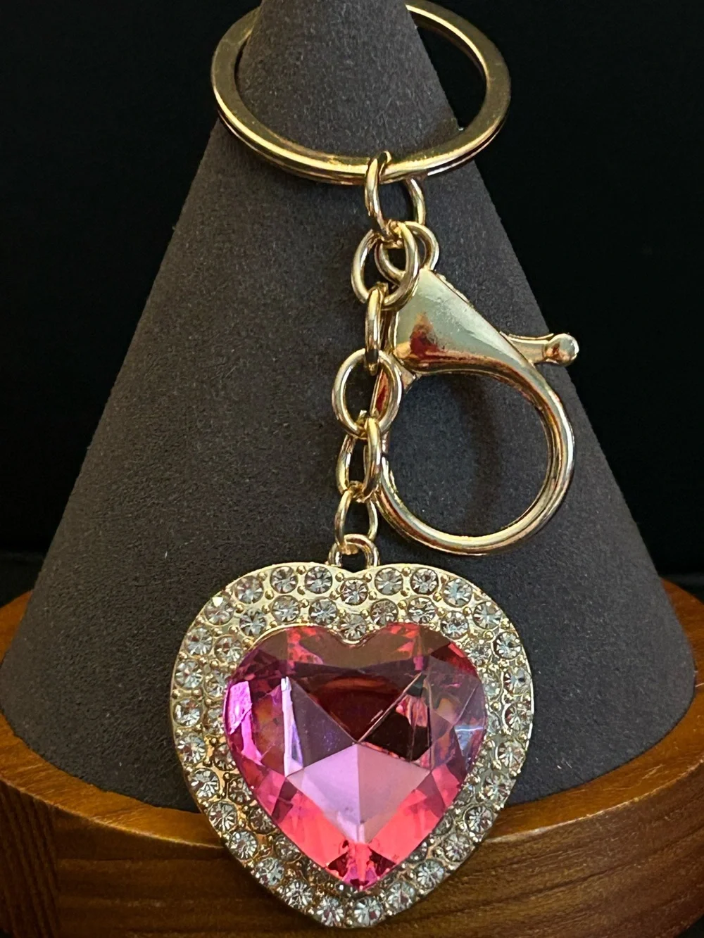Isabella bold heart